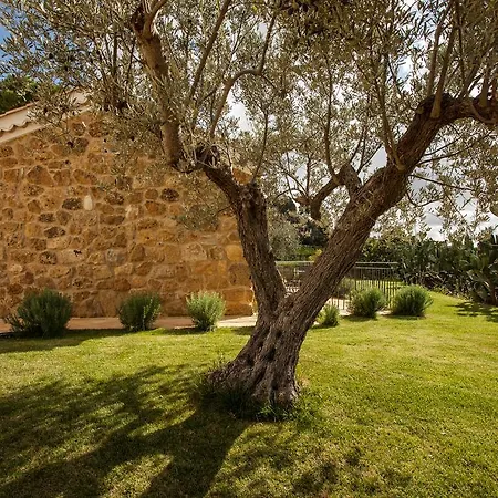 Agriturismo Feudo Muxarello Farm stay