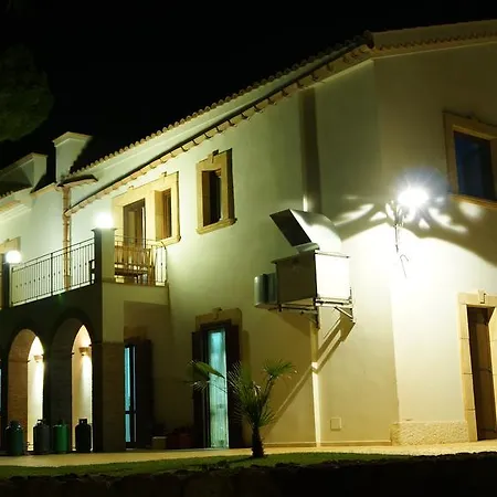 Alojamento de Turismo Rural Feudo Muxarello *