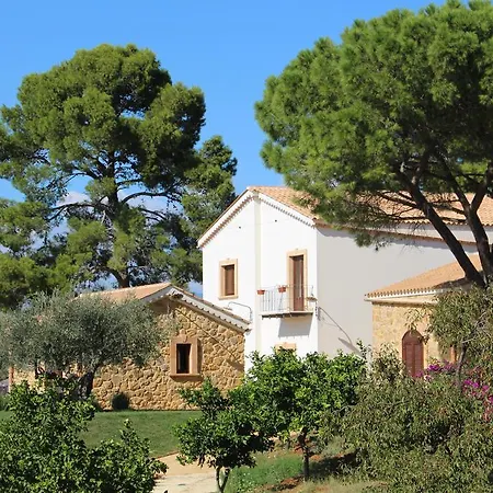 Alojamento de Turismo Rural Feudo Muxarello