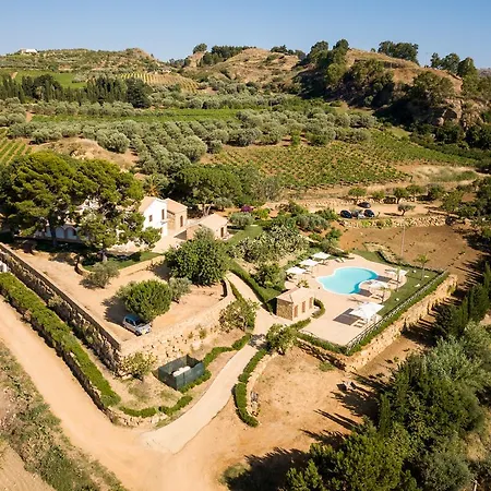 Alojamento de Turismo Rural Feudo Muxarello *